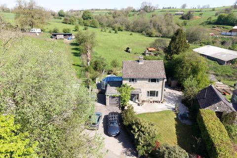 3 bed property, in High Street, £635,000