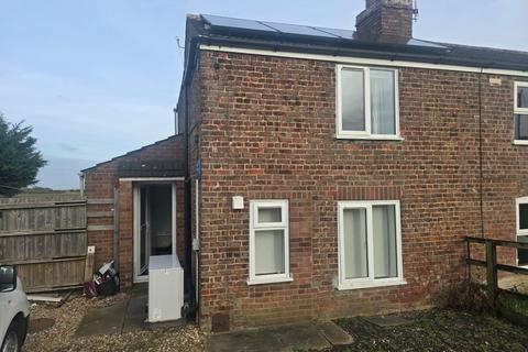 2 bed property, in 50 Leagate Road, £50,000