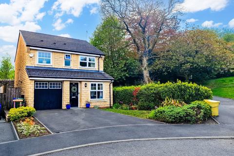 3 bed property, in Ward Way, £335,000