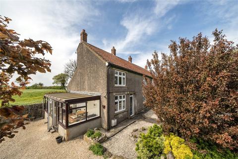 2 bed property, in Church Lane, £375,000