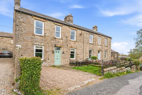 4 bed property, in Hillside, £500,000