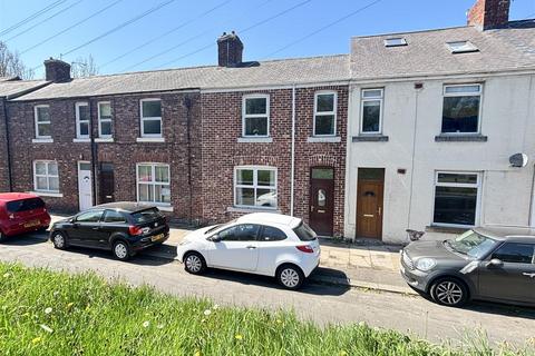 4 bed property, in Cross View Terrace, £310,000