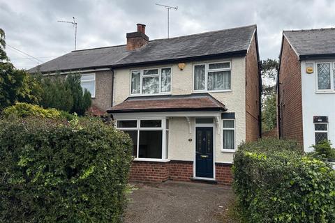 3 bed property, in Baldwins Lane, £299,950
