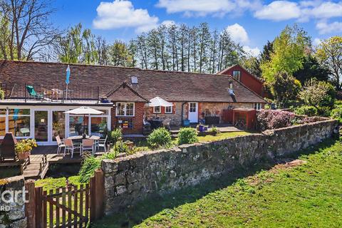 5 bed property, in Great Chart, £1,000,000