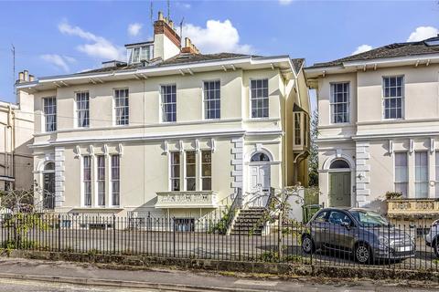 5 bed property, in Malvern Place, £1,600,000