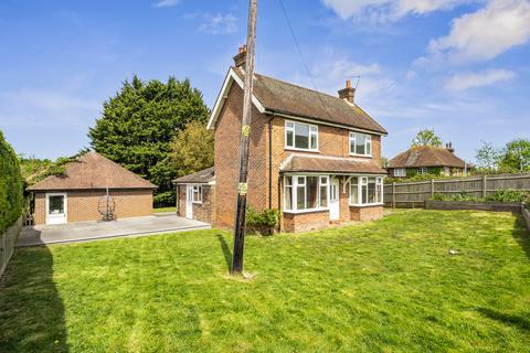2 bed property, in Amberley - no forward chain, £550,000