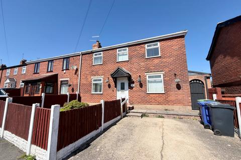 3 bed property, in White City Road, £189,950