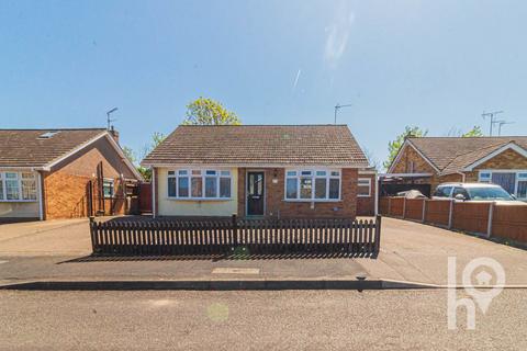 3 bed property, in Rosemary Avenue, £375,000