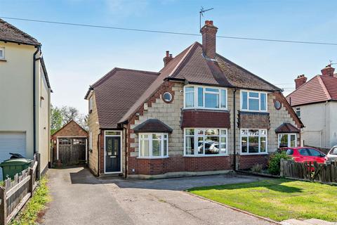 4 bed property, in Ashford Road, £675,000