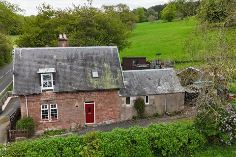 3 bed property, in Jedburgh TD8, £175,000