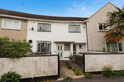 3 bed property, in Gifford Crescent, £290,000