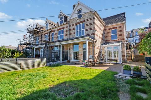 4 bed property, in Furze Hill Road, £338,000