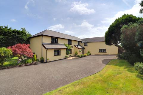 5 bed property, in Shebbear, £650,000