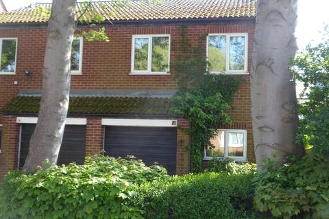 3 bed property, in Greadier Street, £170,000