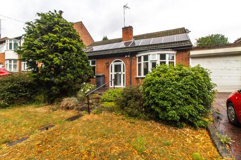 2 bed property, in Anstey Lane, £280,000