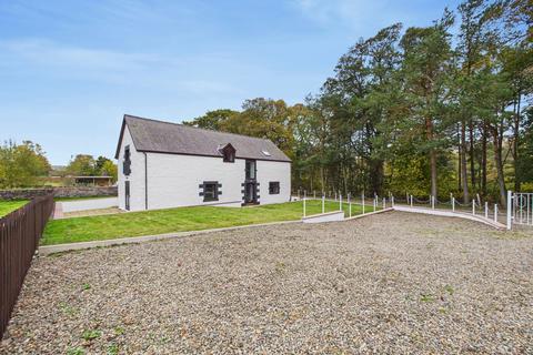 4 bed property, in Mill House, £360,000
