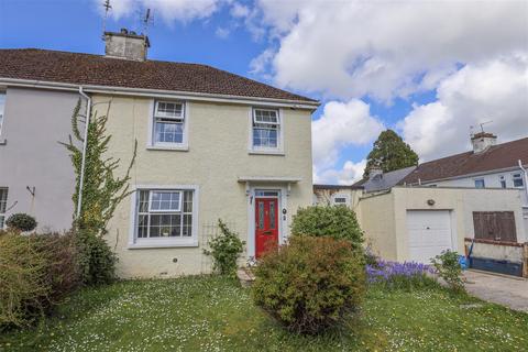 3 bed property, in 36 Borough Close, £399,950