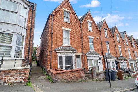 4 bed property, in Arboretum Avenue, £190,000
