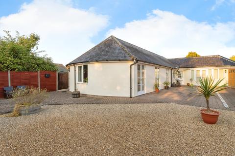 2 bed property, in Harvey Street, £150,000