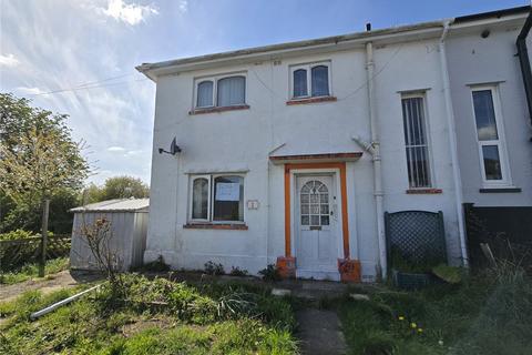 3 bed property, in Maes Gwynedd, £100,000