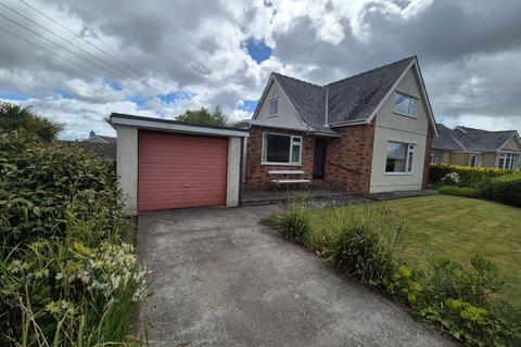 3 bed property, in Deunant, £315,000