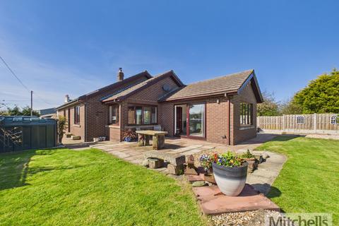 3 bed property, in Orchard House, £325,000