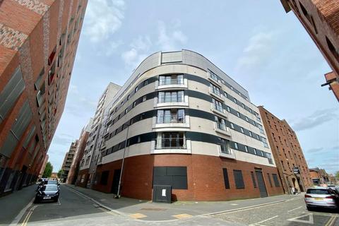 2 bed property, in NQ, £120,000