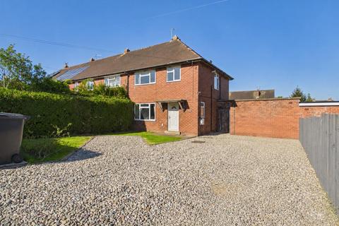 3 bed property, in Cherry Tree Drive, £220,000