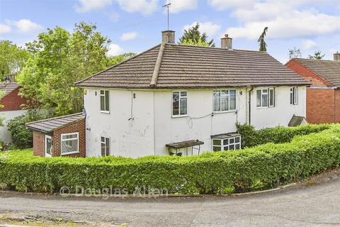 3 bed property, in Antlers Hill, £475,000