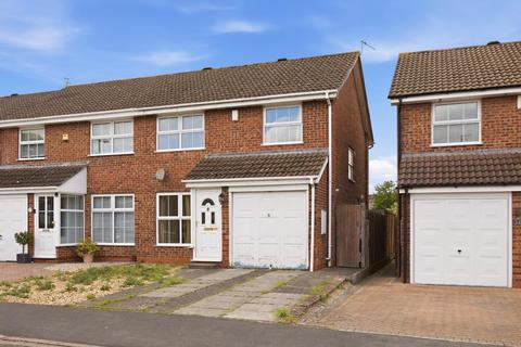 3 bed property, in Stoneberry Road, £320,000