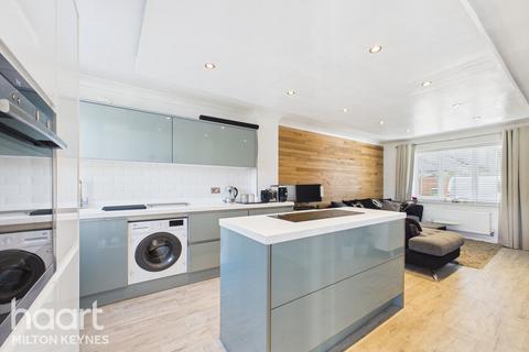 3 bed property, in Groombridge, £350,000