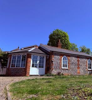 3 bed property, in Rushmore Hill, £665,000
