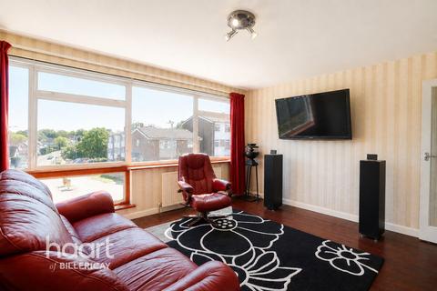 4 bed property, in Billericay CM11, £409,950