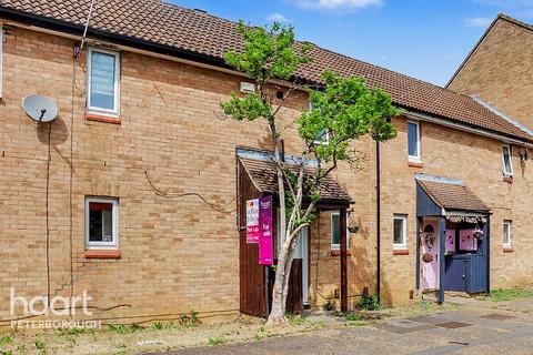 4 bed property, in Brudenell, £190,000