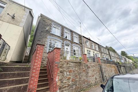 3 bed property, in Bridgend Road, £129,995
