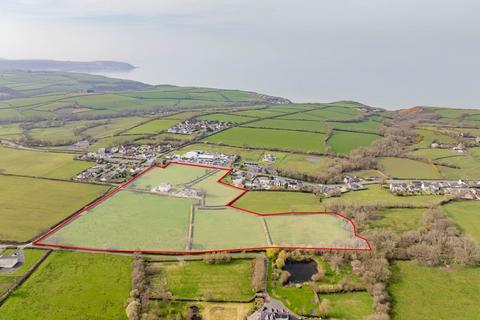 5 bed property, in Ffosyffin, £845,000