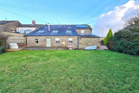 4 bed property, in Waggoners Farm Barn, £575,000