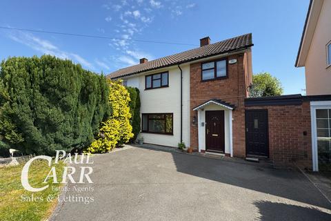 3 bed property, in Blackberry Lane, £350,000