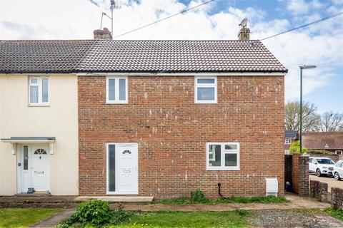 3 bed property, in Willow Way, £375,000