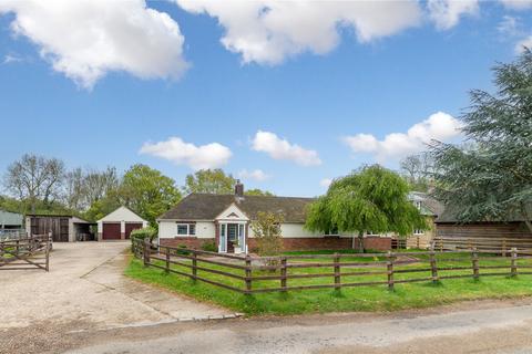 4 bed property, in Petsoe End, £1,250,000