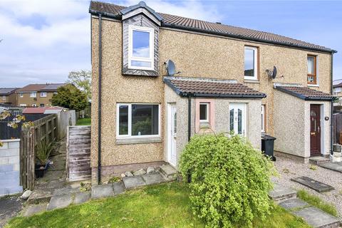 2 bed property, in 75 Cairngrassie Circle, £100,000