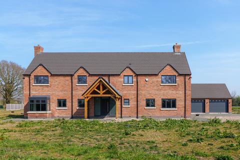5 bed property, in Kirkby Mallory LE9, £1,500,000