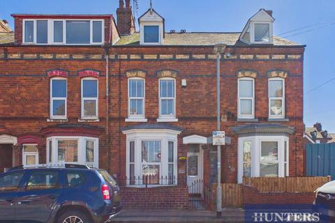 4 bed property, in Thorpe Street, £175,000