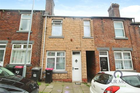 3 bed property, in Dovercourt Road, £69,000