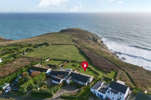 4 bed property, in Porthcurno, £650,000