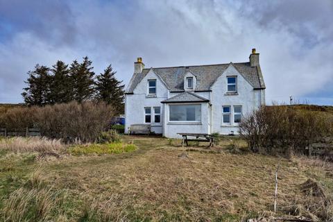 3 bed property, in Tigh Na Mara, £200,000