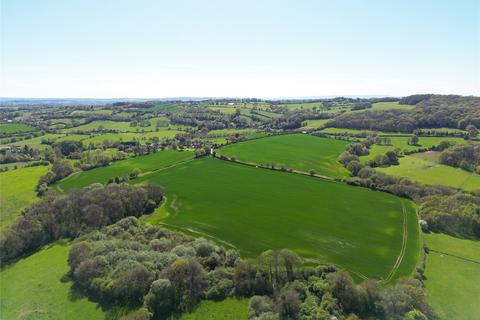 Land, in Malvern, £800,000