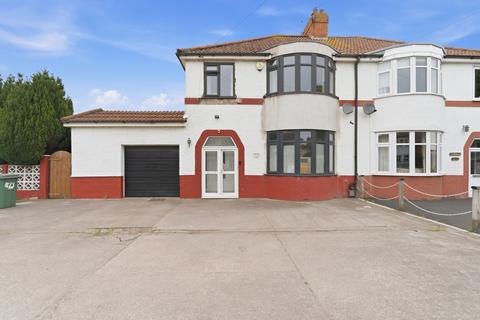 4 bed property, in Locking Road, £380,000