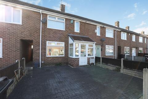 2 bed property, in Fisher Avenue, £130,000