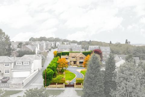 4 bed property, in Beechwood House, £699,950